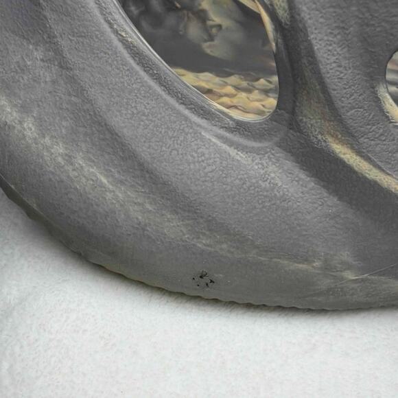 Adidas Yeezy Foam Runner ‘MXT Moon Grey’ – Style GV7904 – Men’s Size 12 – Used